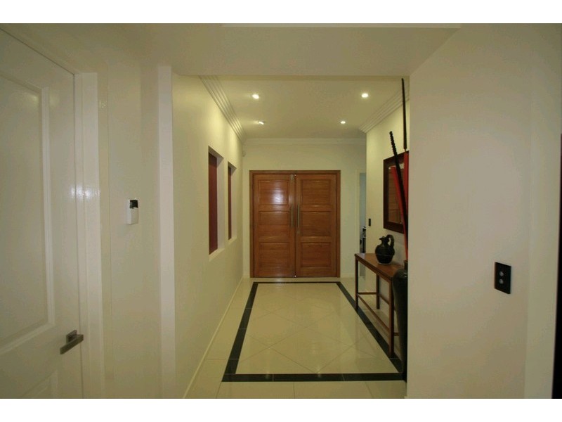 5 Bottlebrush Street, Heathwood QLD 4110