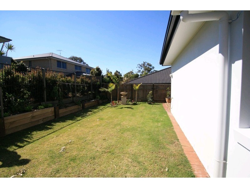 5 Bottlebrush Street, Heathwood QLD 4110