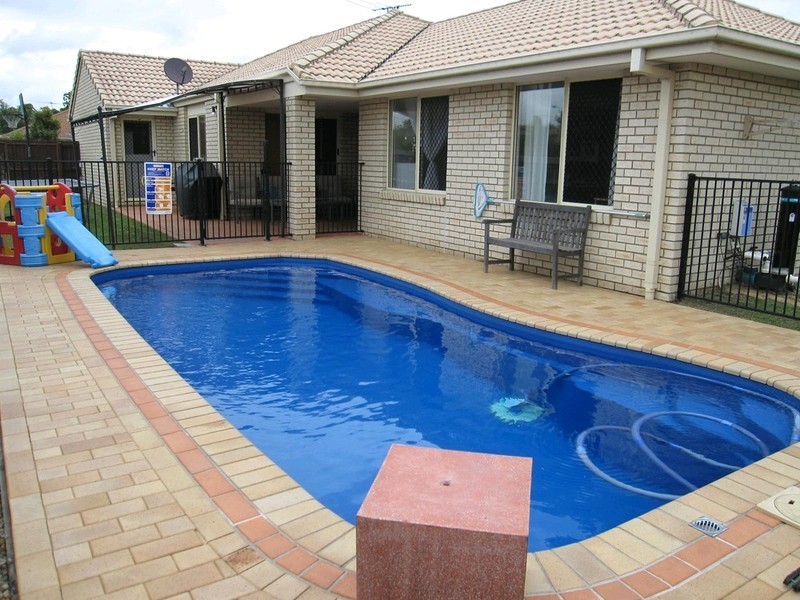 12 Agostino Close, Doolandella QLD 4077