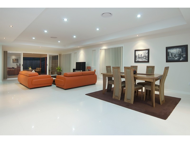 16 Crawford Place, Calamvale QLD 4116