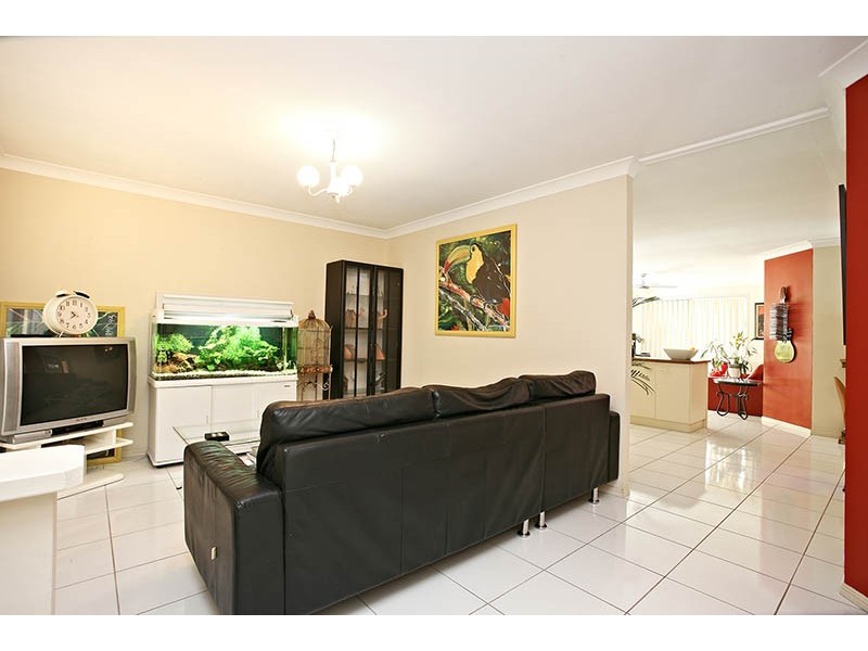 9 Thornton Close, Forest Lake QLD 4078