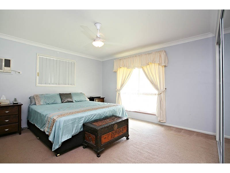 174 Merluna Road, Park Ridge South QLD 4125