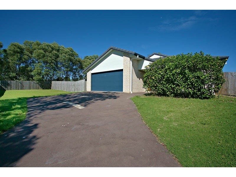 59 Paul Drive, Regents Park QLD 4118