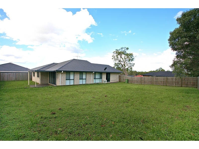 59 Paul Drive, Regents Park QLD 4118