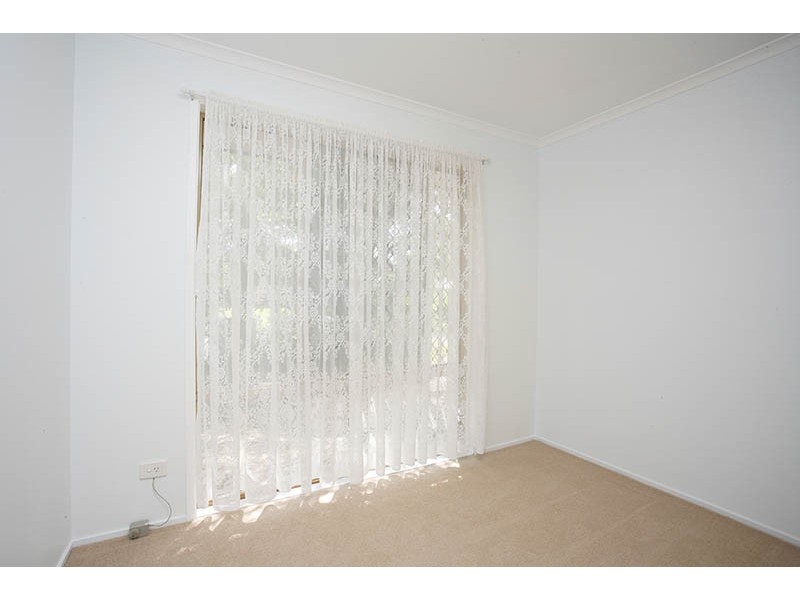 64 Federation Drive, Hillcrest QLD 4118