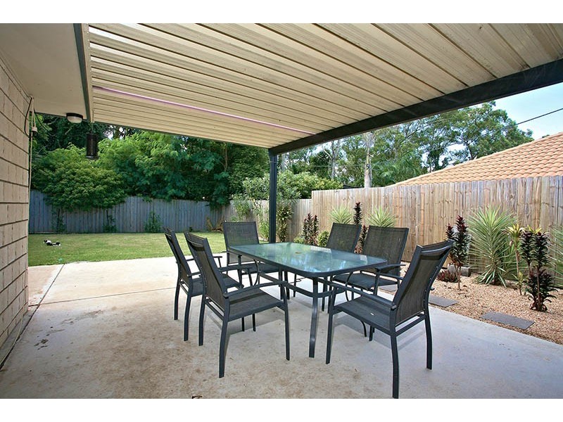 27 Injune Court, Calamvale QLD 4116