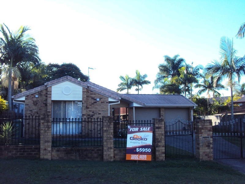 35 Cianthus Street, Regents Park QLD 4118