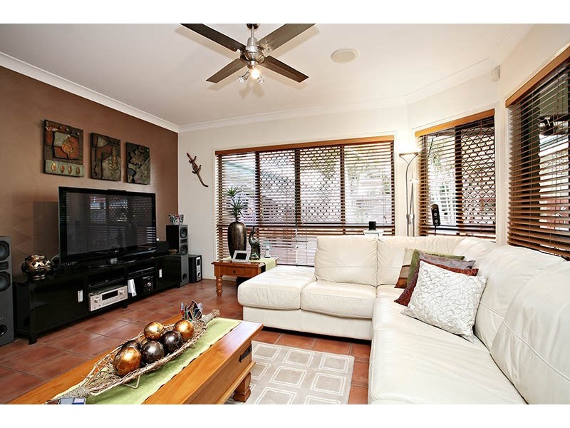 139 Lake Eyre Crescent, Parkinson QLD 4115