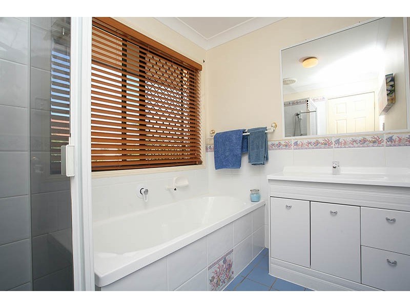 139 Lake Eyre Crescent, Parkinson QLD 4115