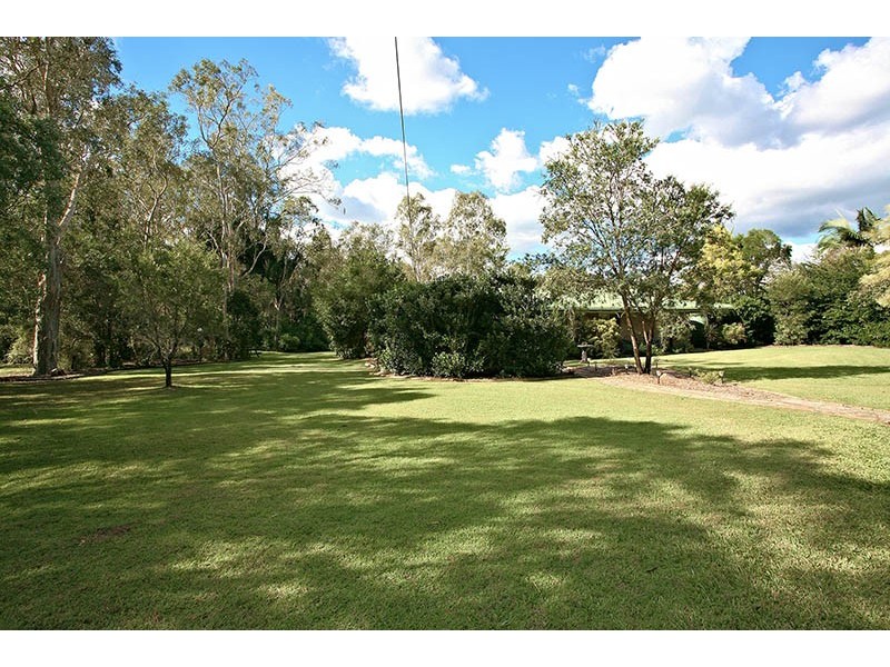 24-28 Merluna Road, Park Ridge South QLD 4125