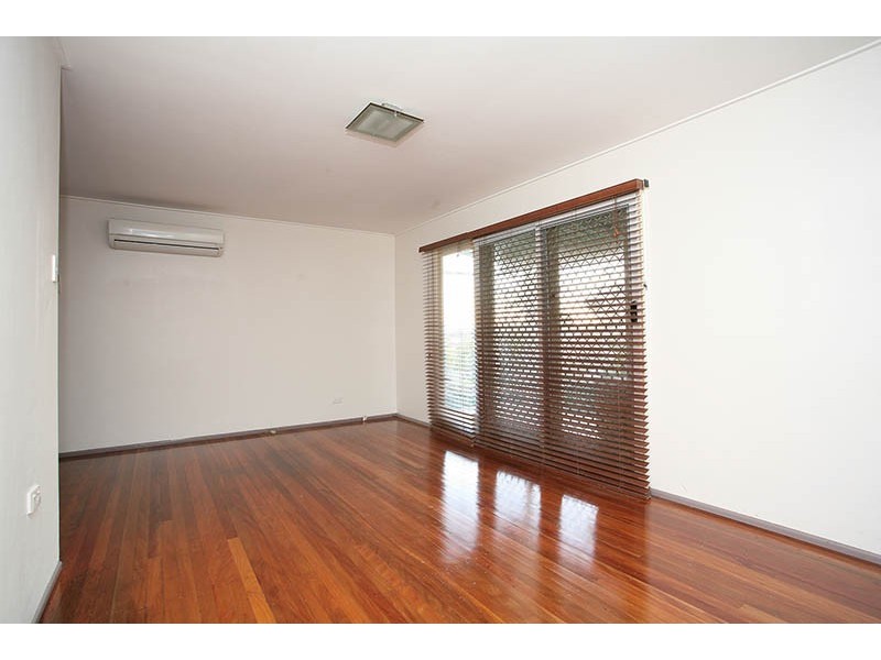 13 Welbeck Street, Logan Central QLD 4114
