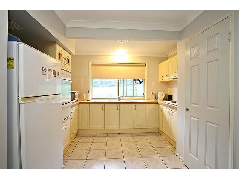 6 Chesterfield Crescent, Kuraby QLD 4112