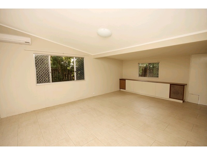 9 Mavarra Street, Maroochydore QLD 4558
