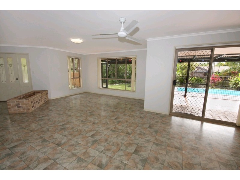 1 Coppersmith Court, Buderim QLD 4556