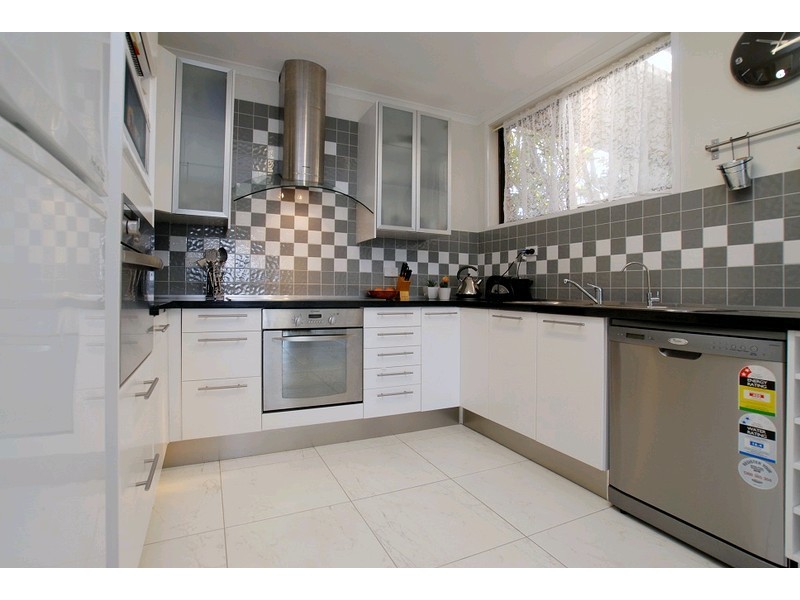 10 Dixon Road, Buderim QLD 4556