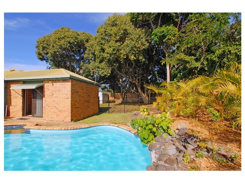 10 Dixon Road, Buderim QLD 4556