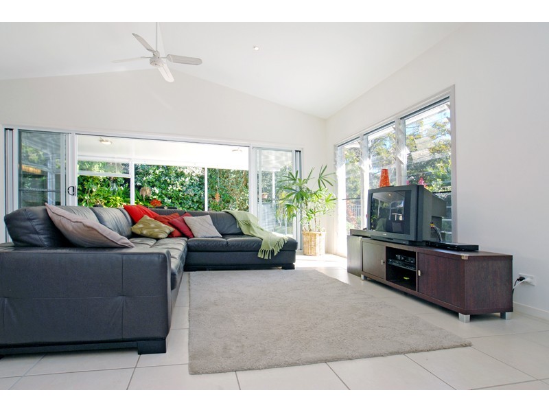 16 Bairnsdale Street, Buderim QLD 4556