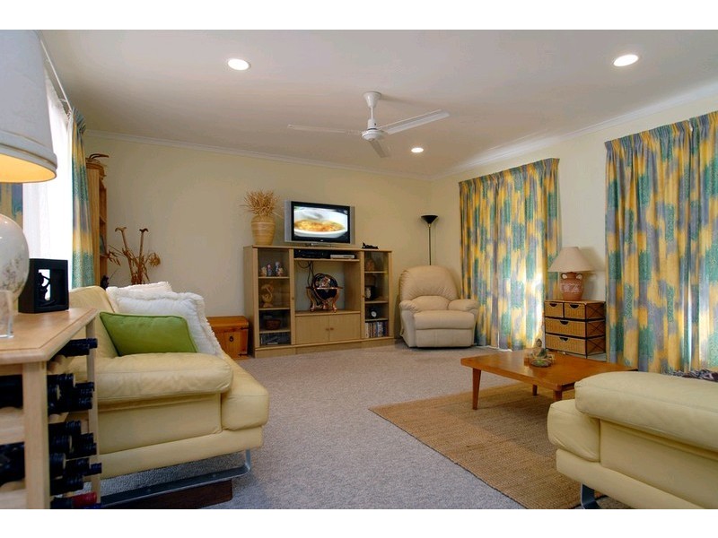 1 Corryong Close, Buderim QLD 4556