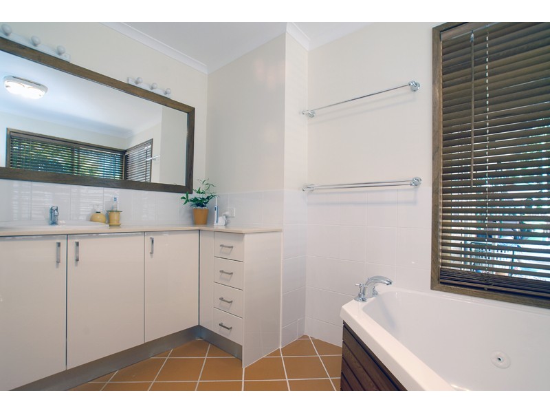 8-16 Seymour Close, Rosemount QLD 4560
