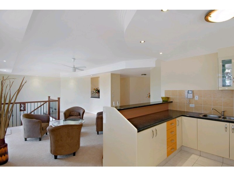 35 Sunbird Chase, Parrearra QLD 4575