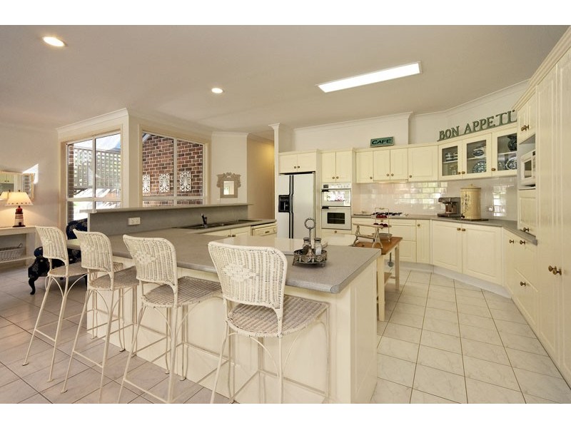 1 Munbilla Close, Mountain Creek QLD 4557