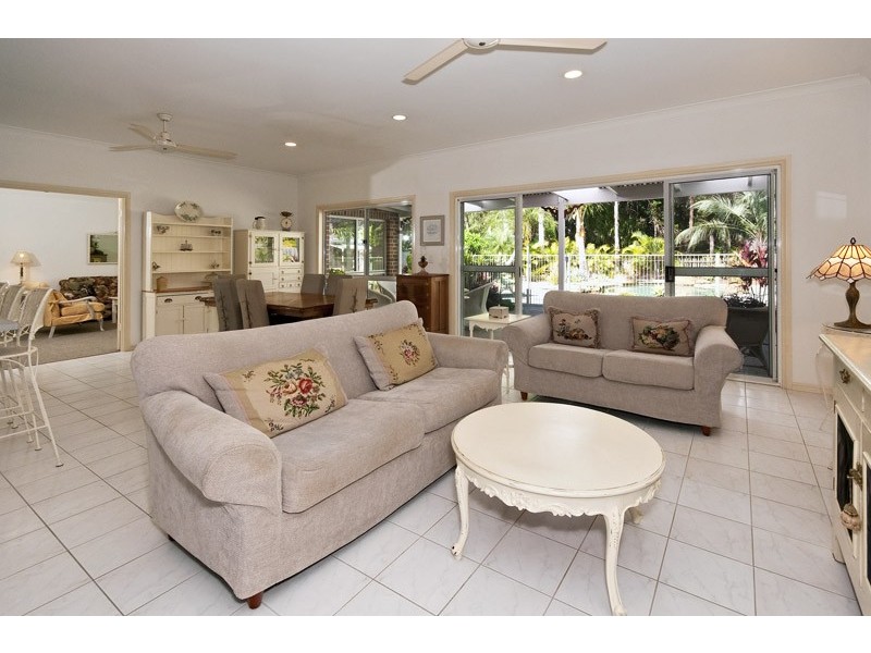 1 Munbilla Close, Mountain Creek QLD 4557