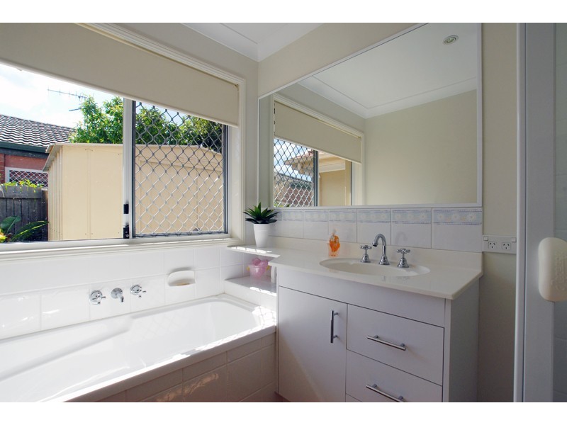5 Abilene Place, Sippy Downs QLD 4556