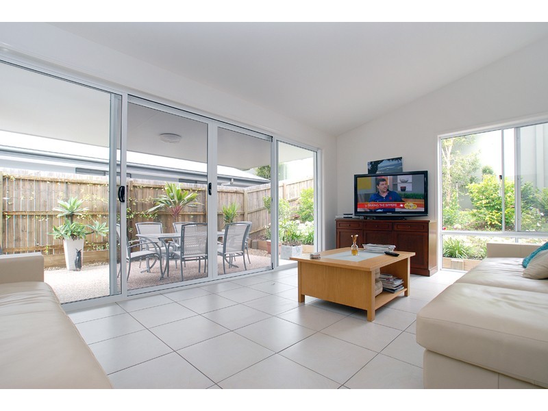 74 Frogmouth Circuit, Mountain Creek QLD 4557