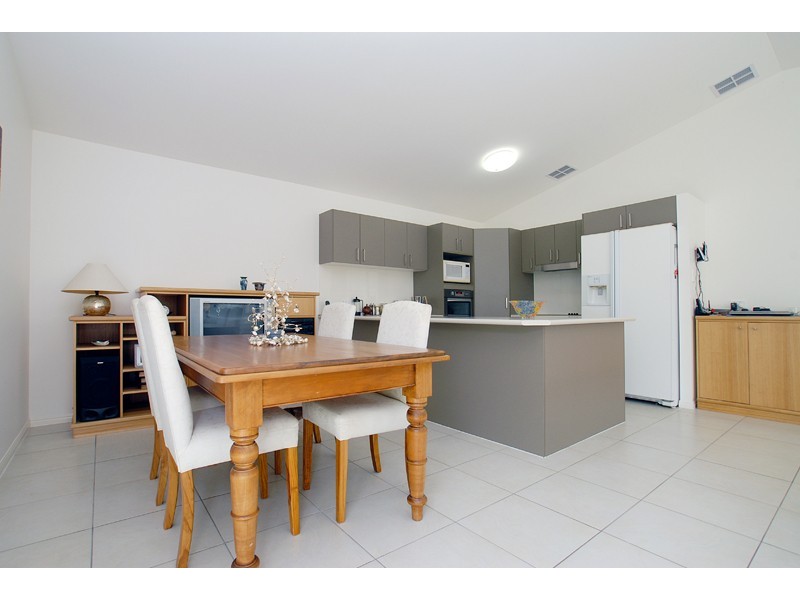 74 Frogmouth Circuit, Mountain Creek QLD 4557