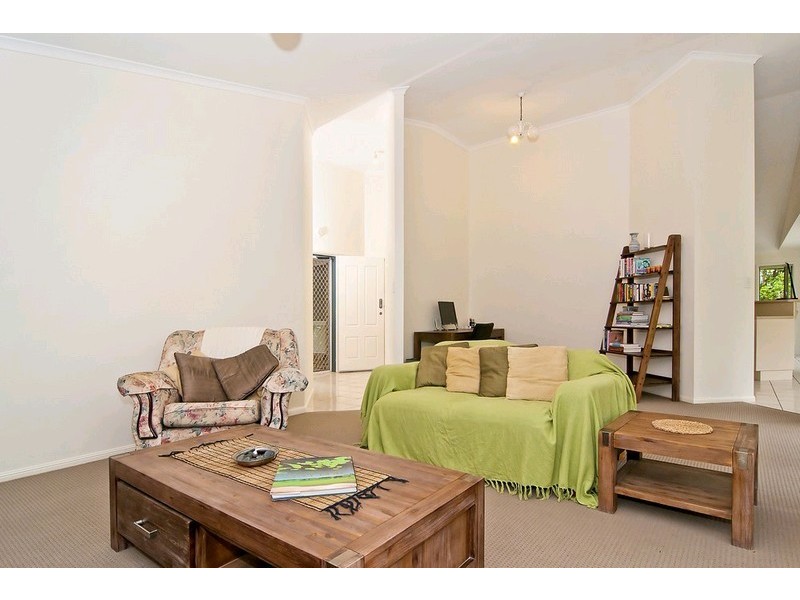 4 Oxford Close, Sippy Downs QLD 4556