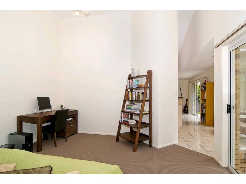 4 Oxford Close, Sippy Downs QLD 4556