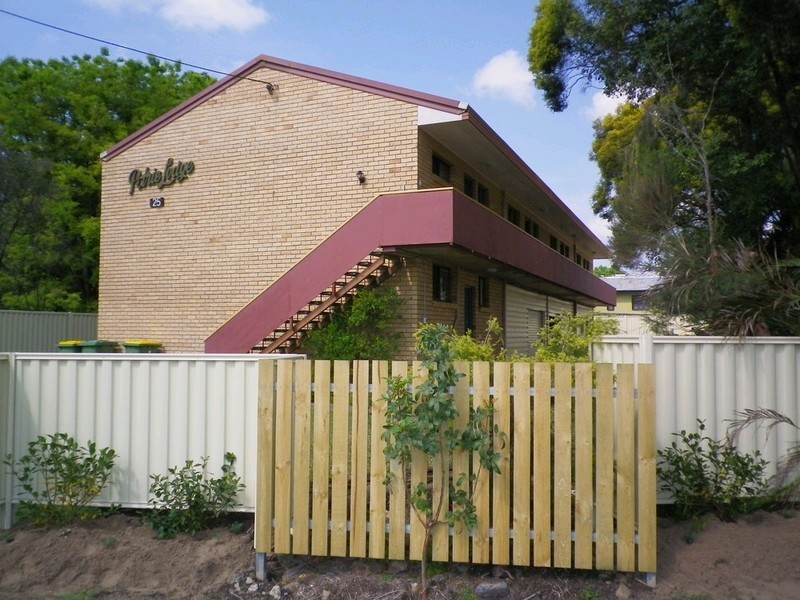 25 Railway Street, Booval QLD 4304