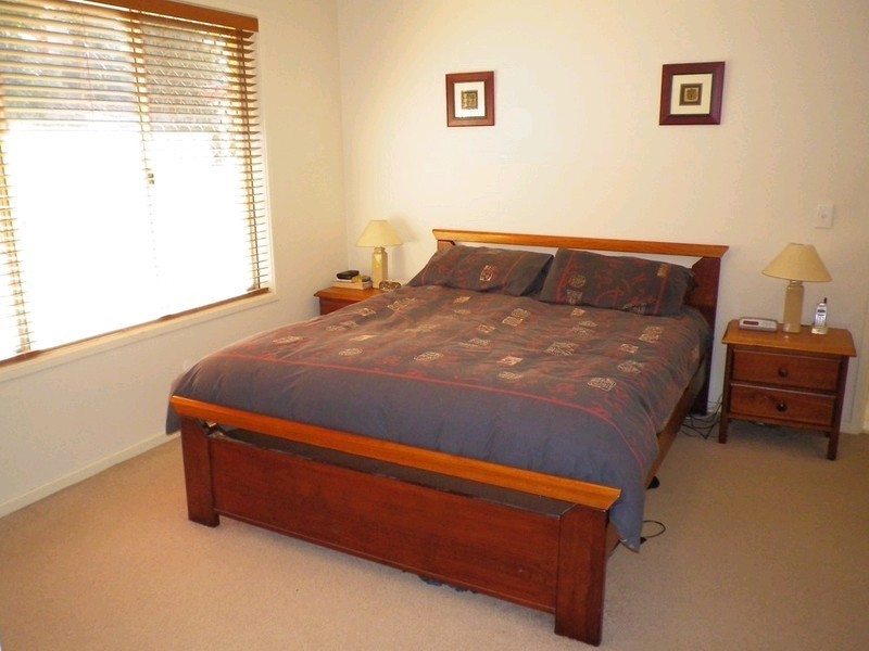 1 Banbury Close, Bundamba QLD 4304