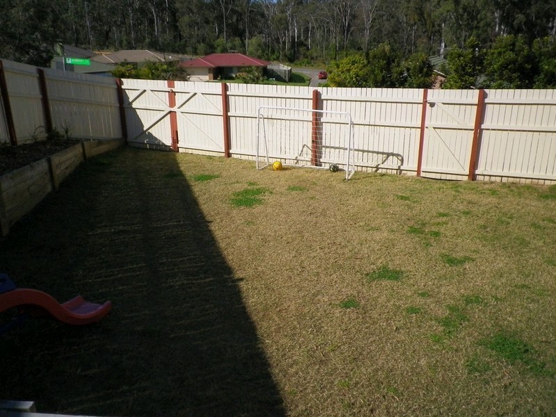 1 Banbury Close, Bundamba QLD 4304