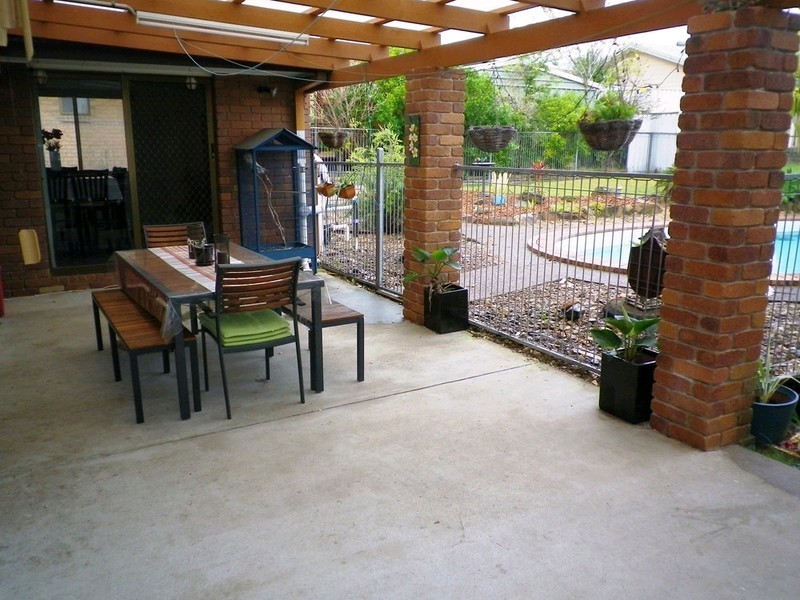 14 Craies Street, Bundamba QLD 4304