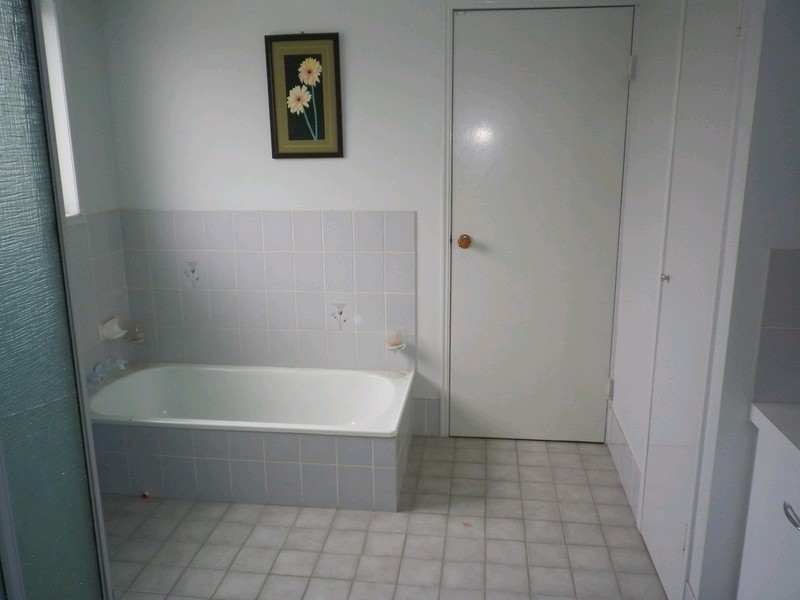 14 Craies Street, Bundamba QLD 4304