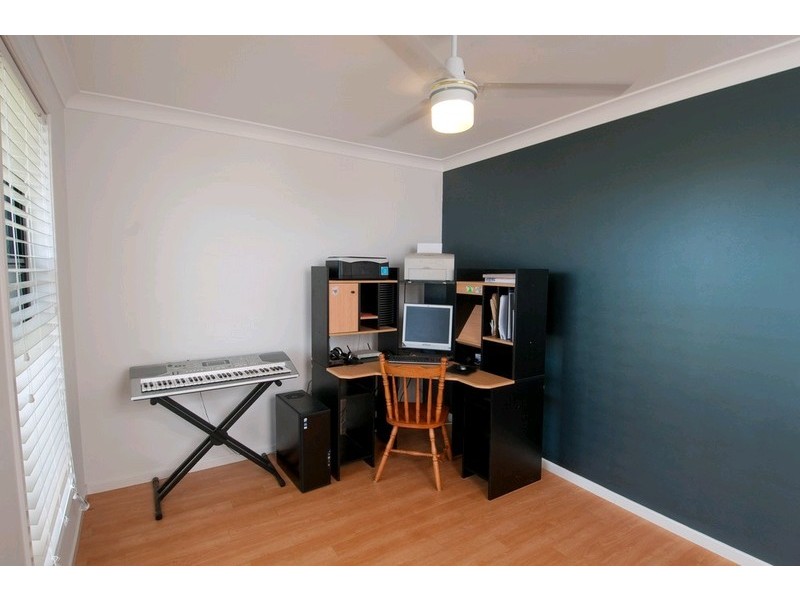 8 Truscot Court, Fernvale QLD 4306