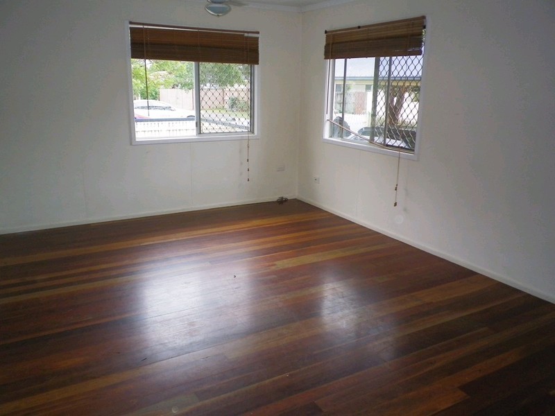 13 Eyre Street, Leichhardt QLD 4305