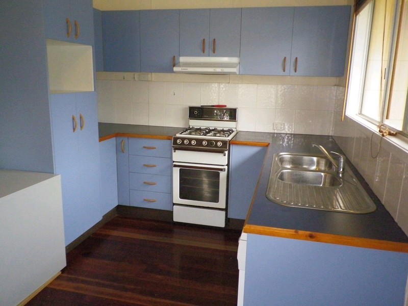 13 Eyre Street, Leichhardt QLD 4305