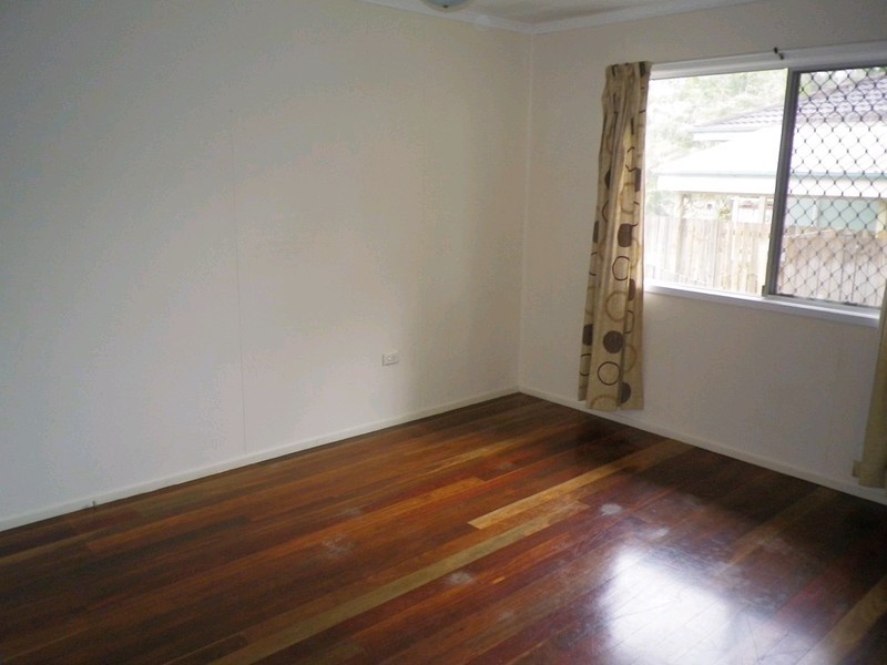 13 Eyre Street, Leichhardt QLD 4305