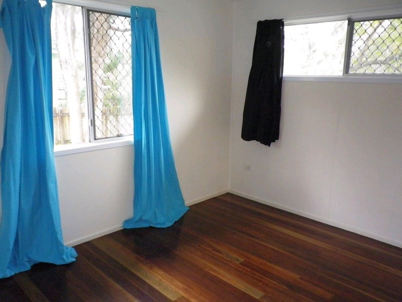 13 Eyre Street, Leichhardt QLD 4305