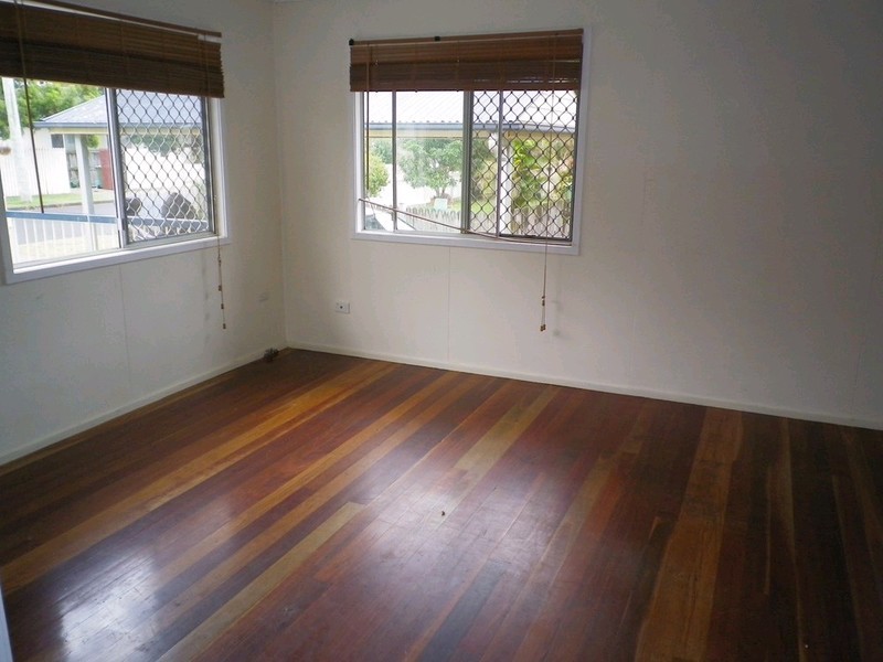 13 Eyre Street, Leichhardt QLD 4305