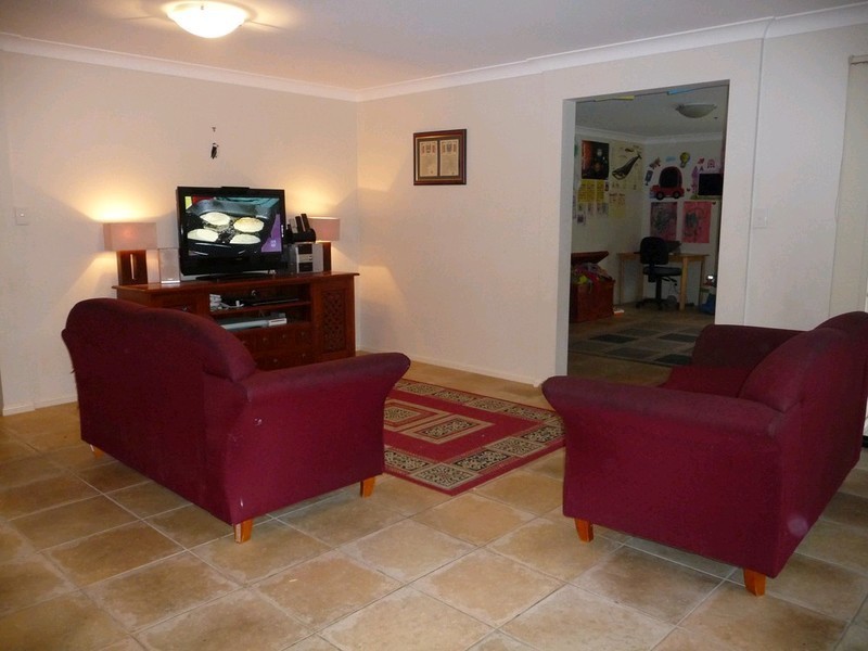 15 Ranken Court, Brassall QLD 4305