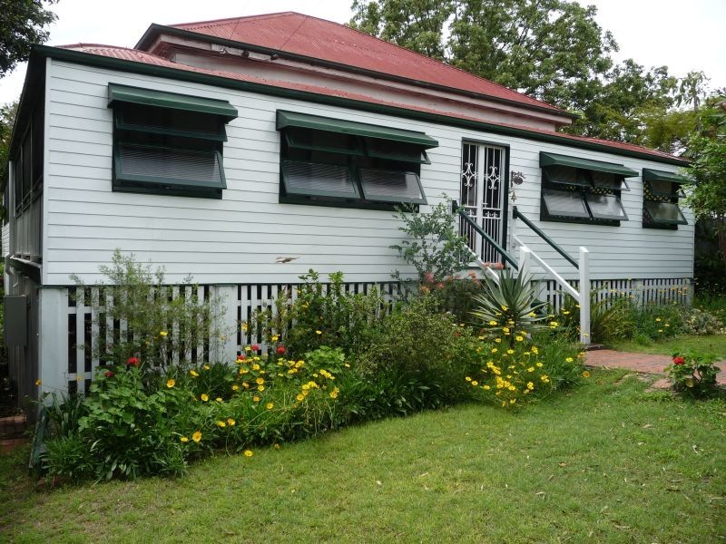 24 Burnett Street, Sadliers Crossing QLD 4305