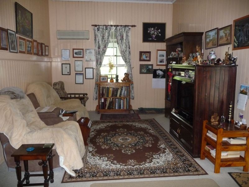 24 Burnett Street, Sadliers Crossing QLD 4305