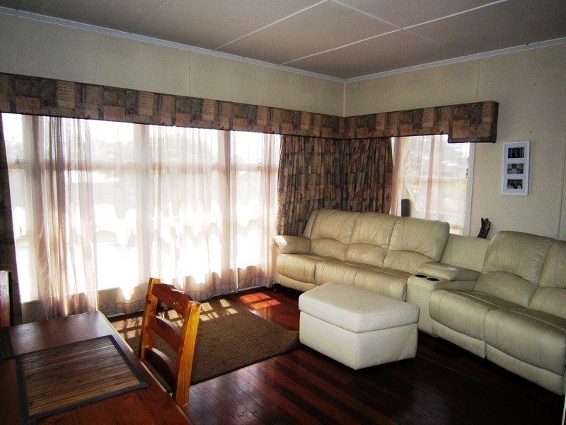 22 Marginson Street, Leichhardt QLD 4305