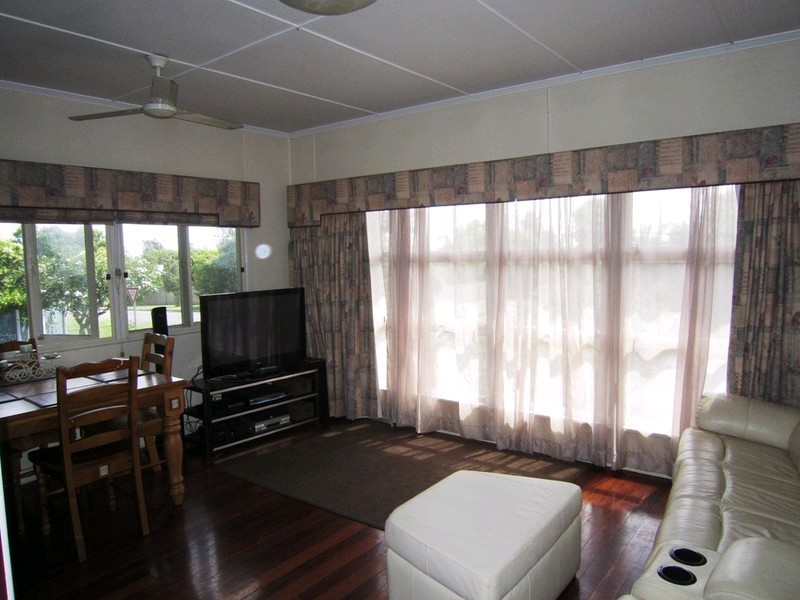 22 Marginson Street, Leichhardt QLD 4305