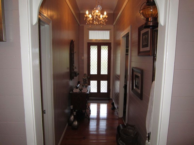 66 Pine Street, North Ipswich QLD 4305