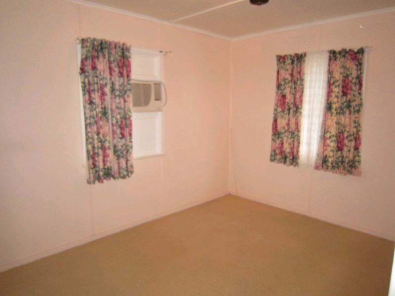 111 Haig Street, Brassall QLD 4305