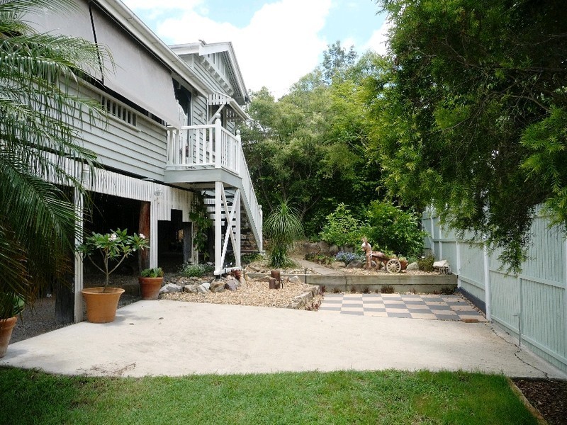 14 Macrae Street, Coalfalls QLD 4305